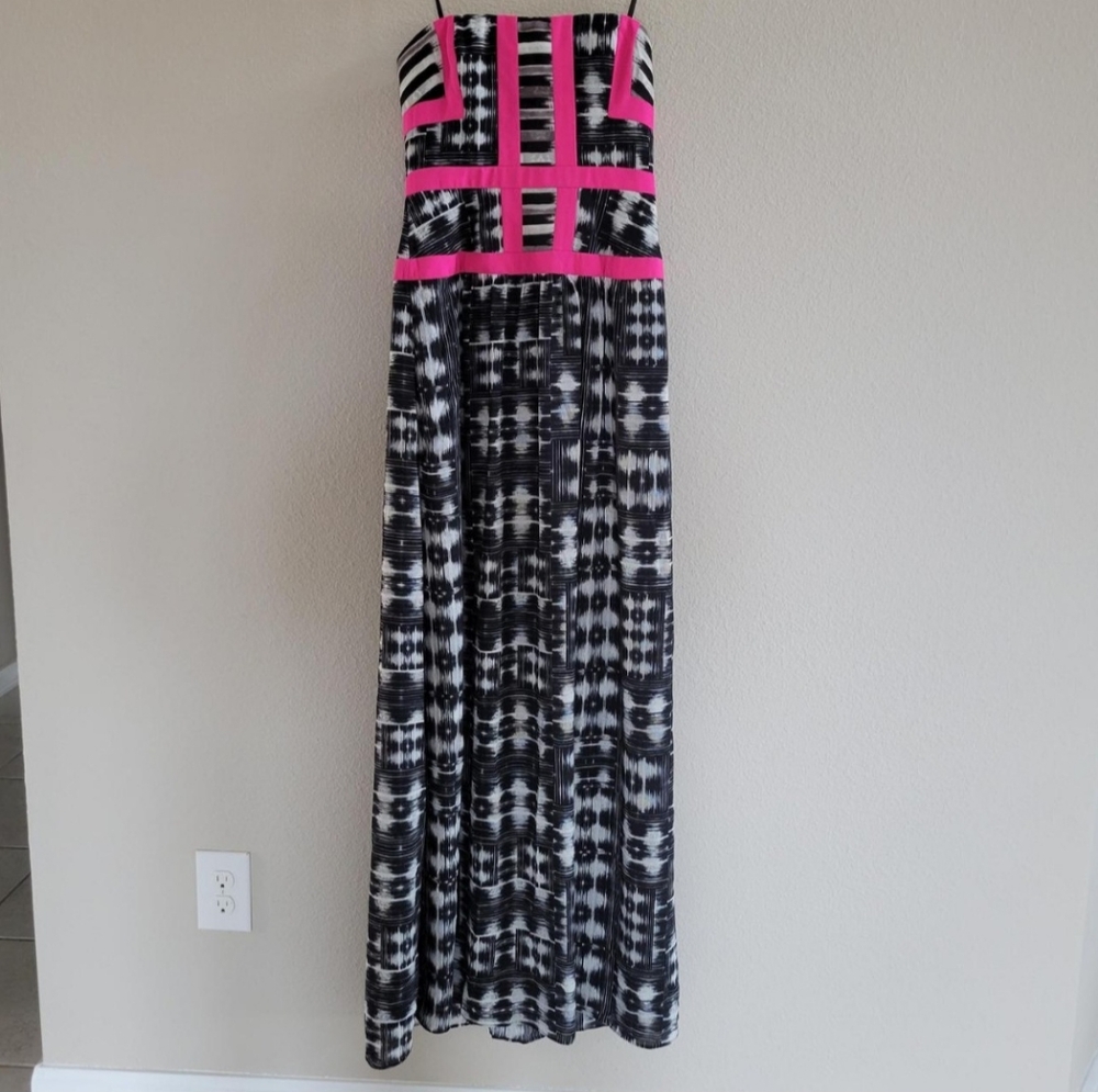 BCBGMaxAzria Pink and Black Spaghetti Strap Sundress